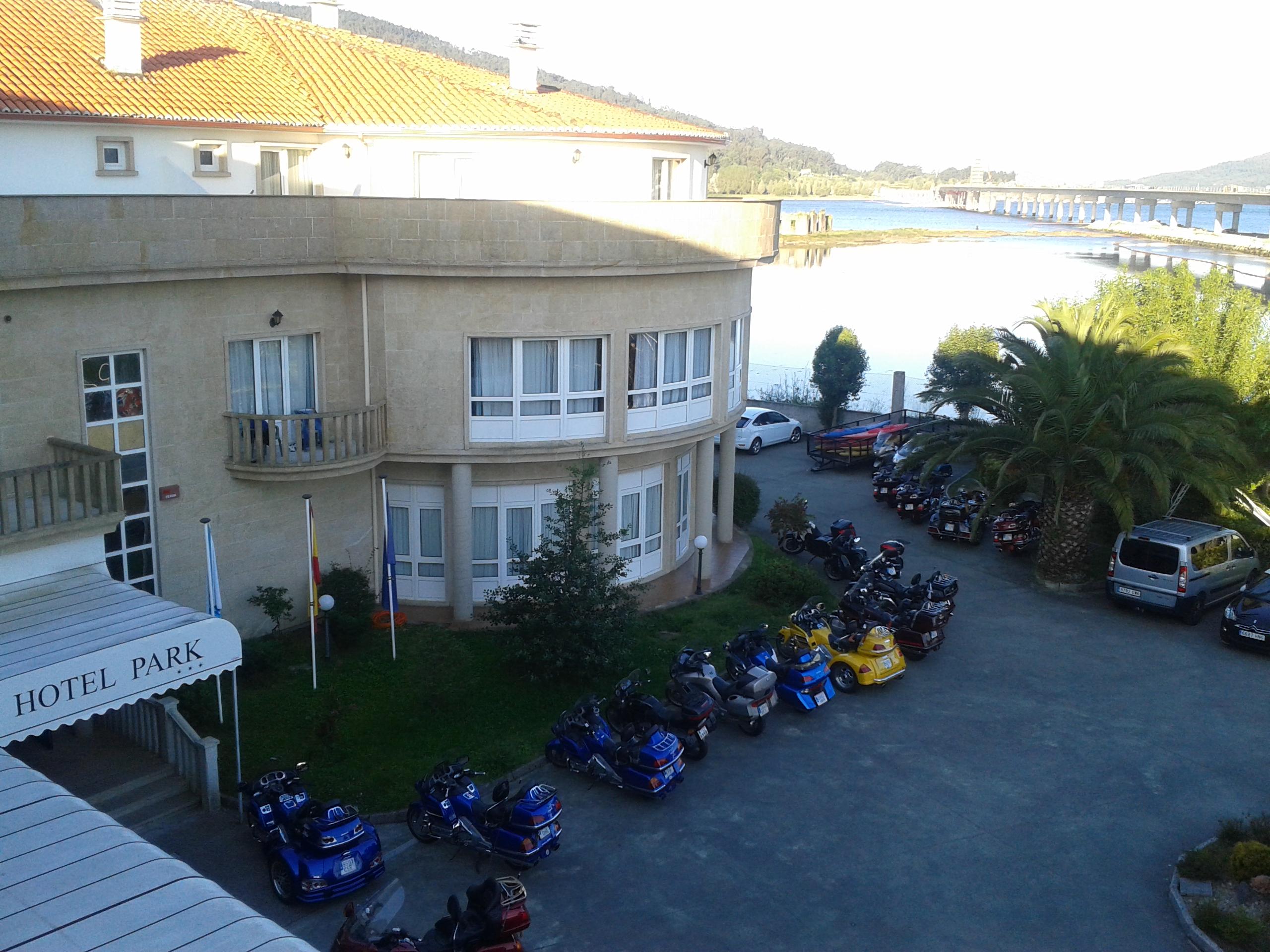 Hotel Park Noia Bagian luar foto