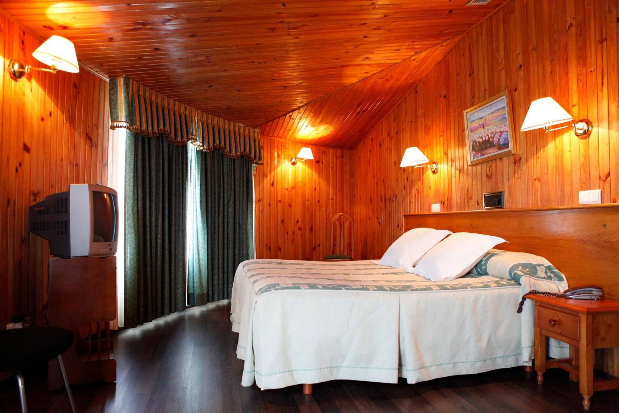 Hotel Park Noia Bagian luar foto