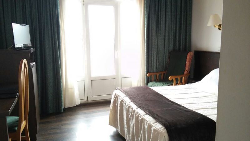 Hotel Park Noia Bagian luar foto