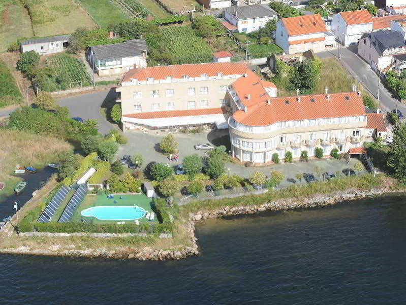 Hotel Park Noia Bagian luar foto